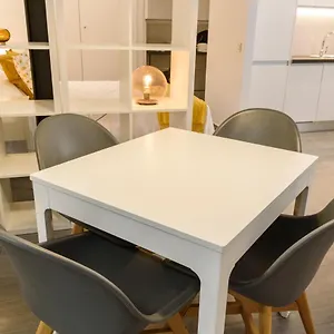  Appartement Estudio Constitucion By Renthas Spanje