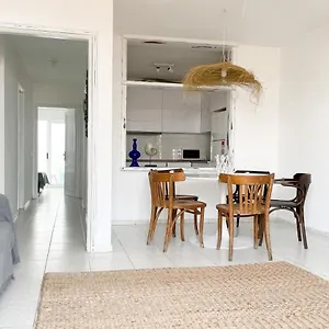 https://central-town-corralejo-5-persons-wifi-free.hotelsfuerteventura.org